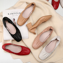 Soft - leather grandma shoes 2023 retro - large code real leather shallow head soft sole high heel heel shoes