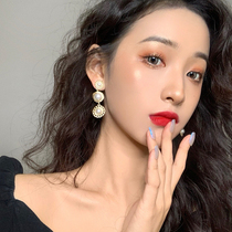 Korean personality light luxury pearl earrings female simple retro Baroque sunflower earrings sweet temperament earrings