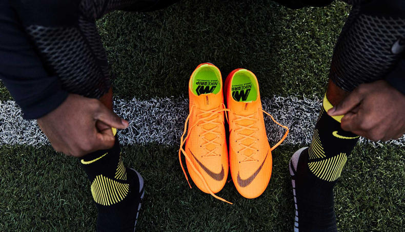 实战评测:耐克刺客12代年度最佳足球鞋