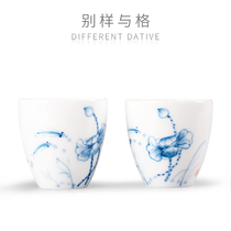 Different and stylish Lotus pond Qing Fun hand-painted master cup Blue and white porcelain Kung fu tea cup Single cup white porcelain small teacup