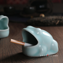 Little frog ashtray creative ceramic ashtray living room Internet Cafe creative ashtray celadon windproof ashtray European style