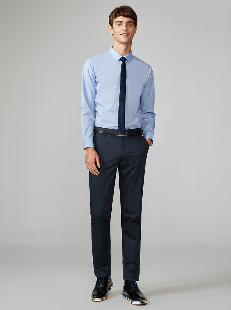 职场新人穿衣指南助你变身优雅男士