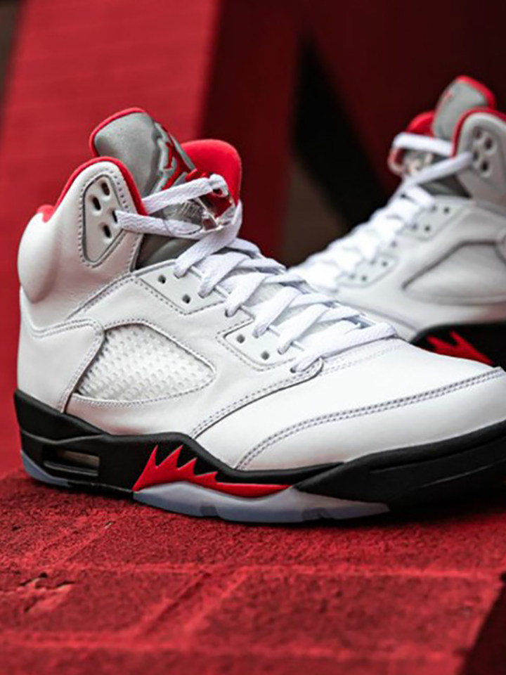 jordanaj5白红流川枫篮球鞋