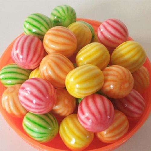 80后童年怀旧零食 小西瓜泡泡糖 2元14粒 整罐150粒20元京津包邮