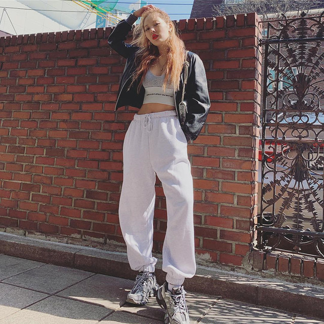 H home HyunA same paragraph and feet Wei solid wild female underwear ins hip-hop sports casual pants loose drawstring waist H home HyunA same paragraph and feet Wei solid wild female underwear ins hip-hop sports casual pants loose drawstring waist