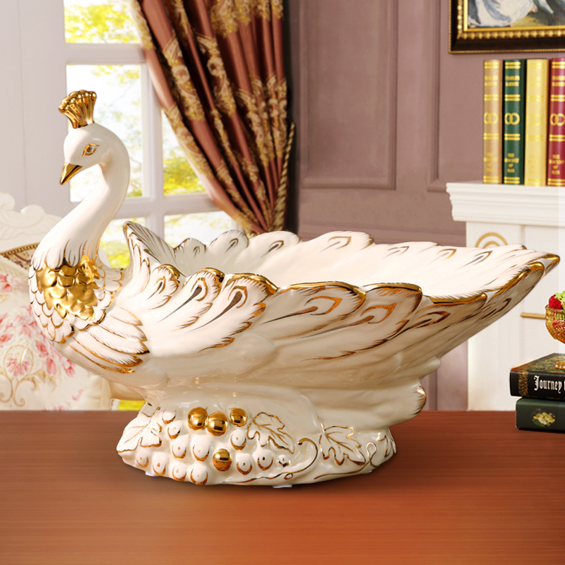 Creative key-2 luxury European - style compote ceramic handicraft sitting room porch TV ark, peacock ornament furnishing articles tea table