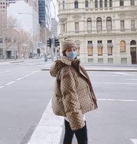 GT joint men and women with the same Australian wool hat