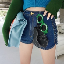 The classic drawstring jeans that BettyChow wear over the years are huge