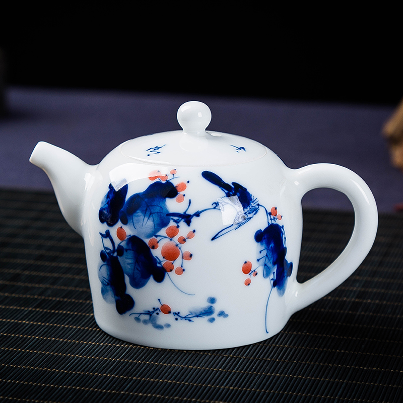 Blue and white kung fu tea tea ware domestic tea taking item teapot teacup tureen tea filter high - white hand - made