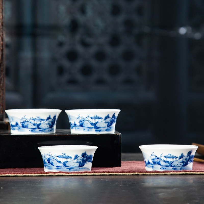 Folk artists hand - made scenery somebody else 's blue and white porcelain cup water chestnuts jingdezhen ceramic kung fu tea master cup single CPU