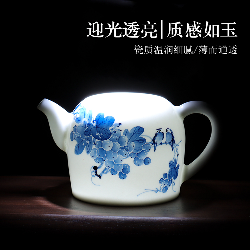 Grape little teapot of blue and white porcelain of jingdezhen ceramic hand - made tea ware household kung fu tea kettle with one person