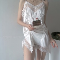 SOFTRUAN A pool of spring water Lace embroidered V-neck drawstring design night dress