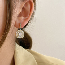 Advanced sense Super Flash full Diamond Square earrings 2021 New Tide light luxury earrings female summer Korean celebrity earrings