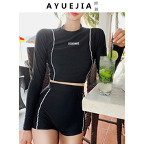 2021 new split long sleeve swimsuit female summer Korean ins conservative student belly cover thin sexy hot spring swimsuit