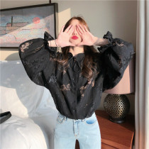 2021 Spring and Autumn New loose retro port flavor lantern sleeve lace shirt women long sleeve top design sense large size female