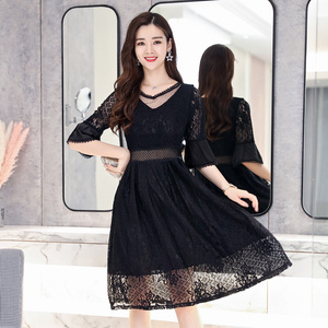 2020 summer new Korean lace medium length cut-out waist show thin A-line skirt