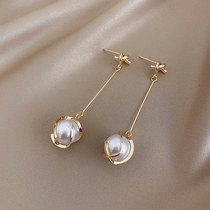 Light clouds out of Xiu Yan Yan pearl pendant earrings female S925 silver needle earrings Korean temperament light luxury ear jewelry