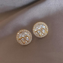 A D Hepburn letters DO diamond earrings simple cold wind Korean temperament earrings female Net red 2021