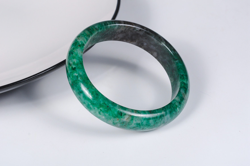 【源头好货-镇平】【独玉手镯】王超麟玉雕工作室作品内径58mm