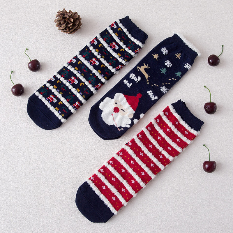 3双装 秋冬女中筒款保暖棉袜可爱创意礼物新年圣诞礼盒圣诞女袜子产品展示图5