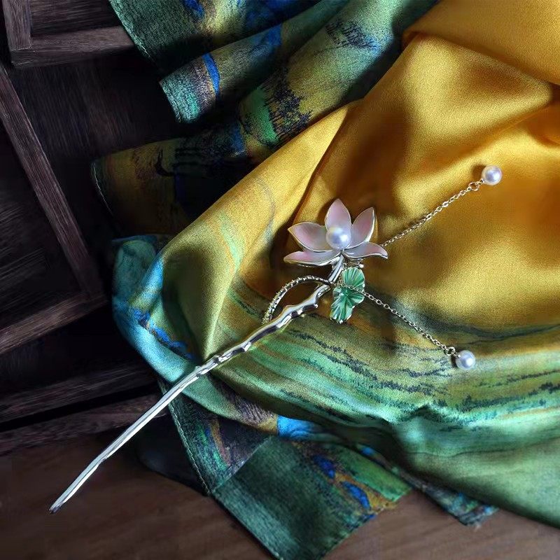 荷花发簪合金吊坠步摇古典汉服头饰盘发饰品莲花簪子