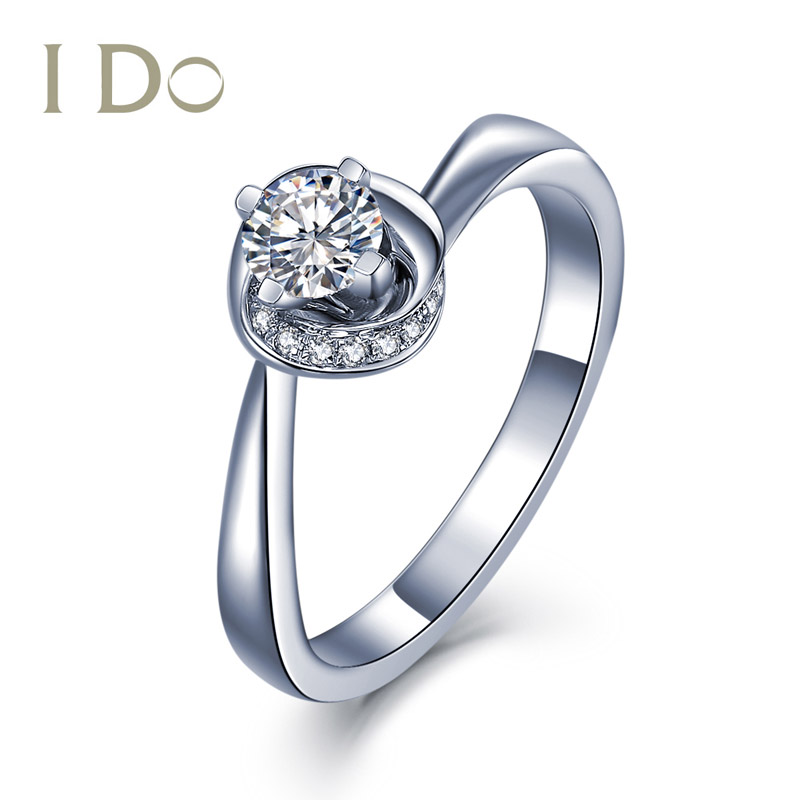 i dolove四爪群镶钻石戒指女戒钻戒求婚订婚结婚戒分18k金(定制)