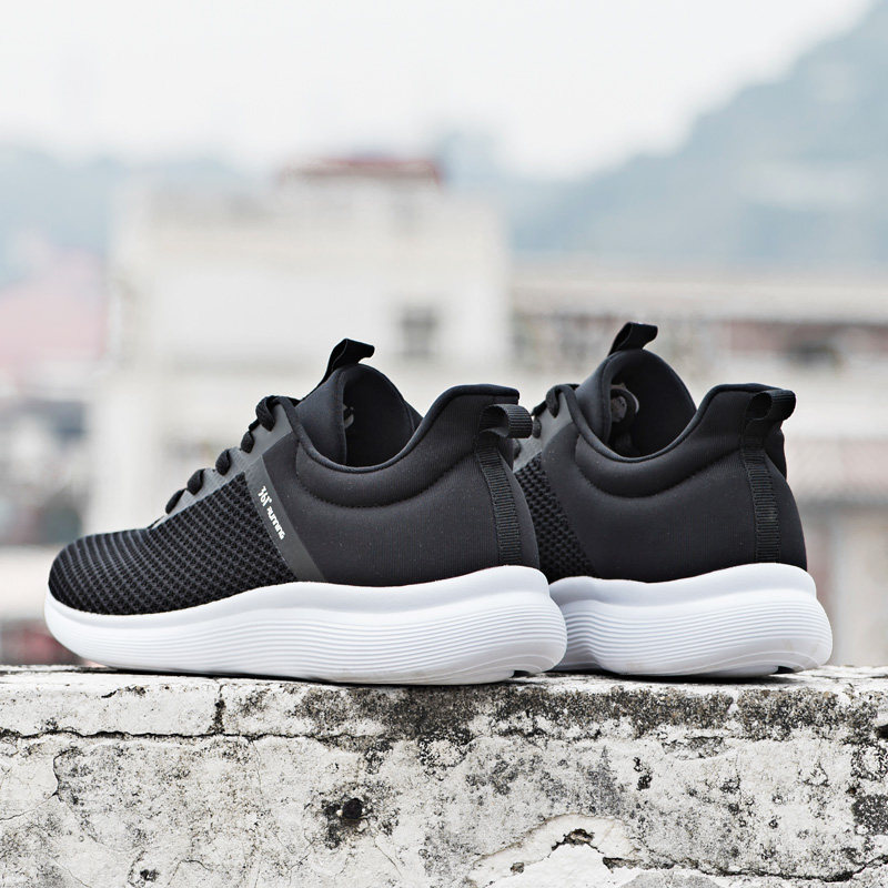 特步女鞋2019春夏新款正品跑步鞋女士休闲鞋透气鞋子网面运动鞋女