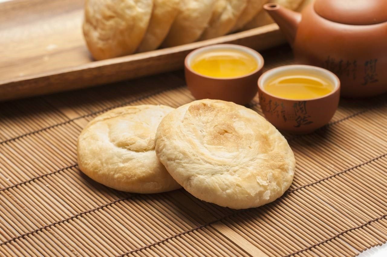 宝泉御丹波小月饼 ,精选上等材料,采用精湛制作工艺精制而成,使其饼馅