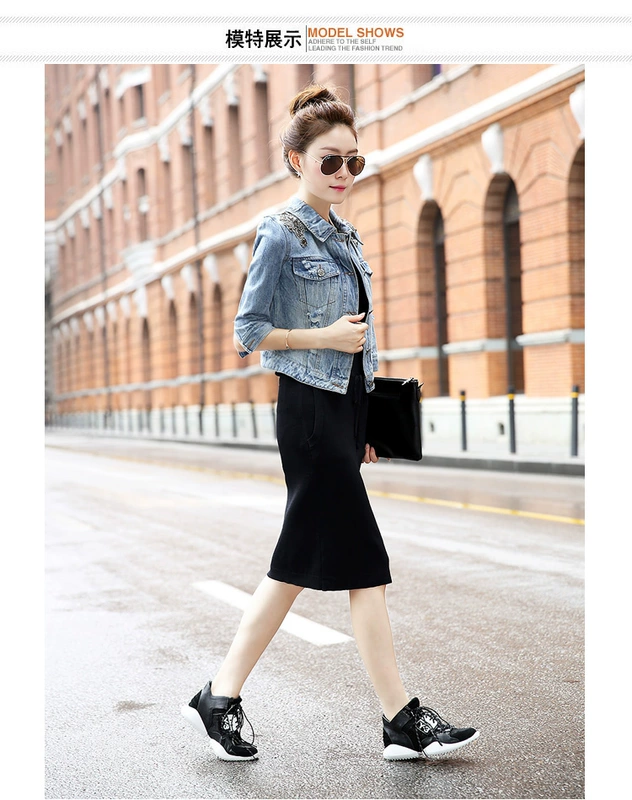 Mùa xuân và mùa thu 2021 phiên bản Hàn Quốc mới của áo khoác denim lỗ mỏng dành cho phụ nữ Áo khoác dài tay nạm kim cương áo khoác ngắn hàng đầu xu hướng - Áo khoác ngắn