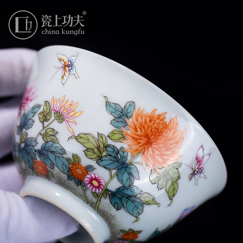 Manual hand - made colored enamel porcelain on kung fu Zou Juhua sample tea cup jingdezhen ceramic master kung fu tea cup