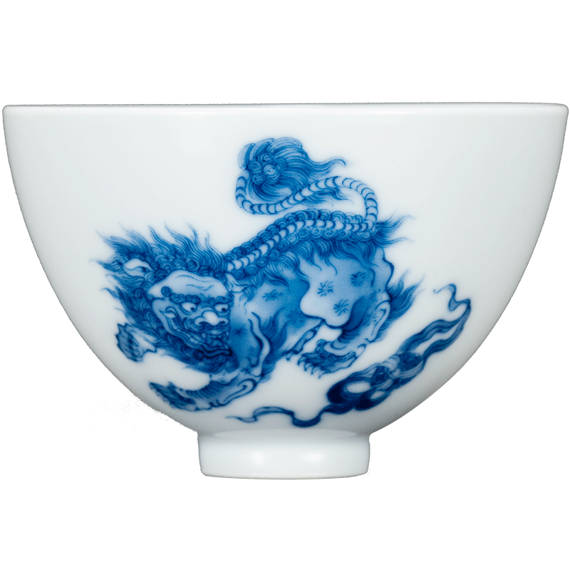 Blue and white lion big heart cup of jingdezhen porcelain on kung fu tea pure manual hand - made sample tea cup kung fu tea cups