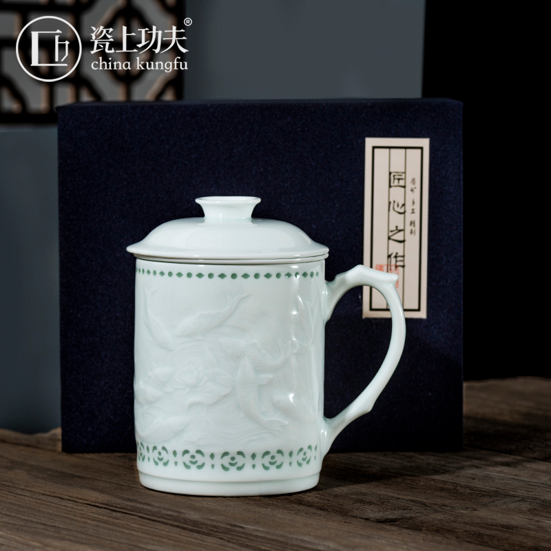 Jingdezhen ceramic tea set tea cups to separate individuals dedicated high - end individual exquisite carving kung fu tea