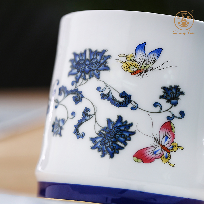 Chang south ceramic filter with cover cup of jingdezhen blue and white and exquisite tea tea office cup enamel office