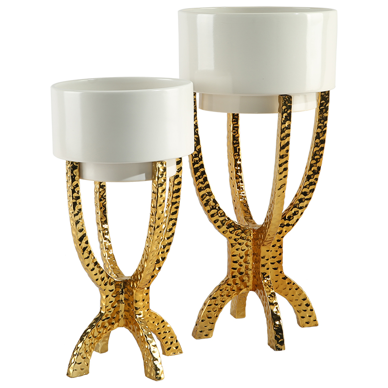 Modern light key-2 luxury northern copper vase sitting room adornment is placed with ceramic bracket flowerpot four feet tripod flower arranging flowers