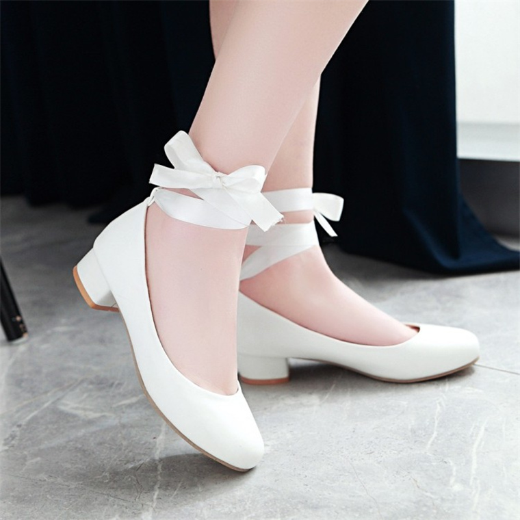 韩版脚环绑带单鞋2018新款女童皮鞋白色舞蹈表演跳舞鞋儿童高跟鞋