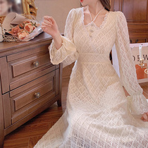 French hanging neck dress 2022 early spring new fashion slim slim lace hollow waist long skirt women