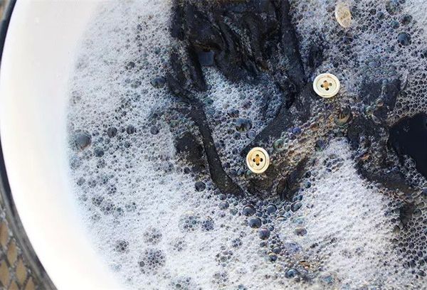 冬天最难洗的羊绒衣物,清洗妙招在这里