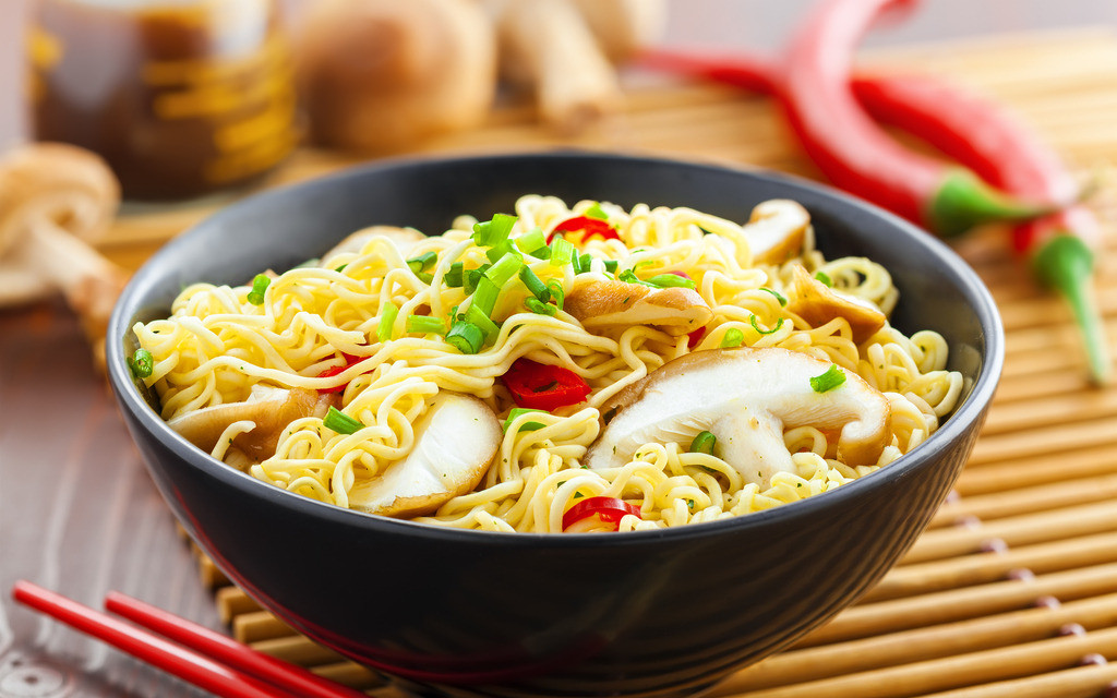 方便面没营养?加点"健康美味"就ok