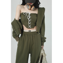 Aunt Barbie apricots with high waist and bottom four corner pants shorts