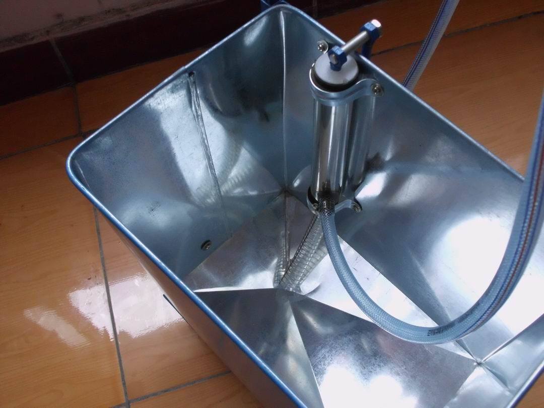 喂蛇机肉鸽打食机饲料机乳鸽灌料机乳鸽喂食器填鸭机厂家直销