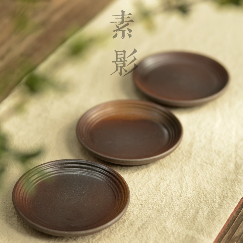 Qiao mu hand antique Japanese coarse pottery cup mat rust of primitive simplicity mat small butterfly son against the hot insulation pad tea set