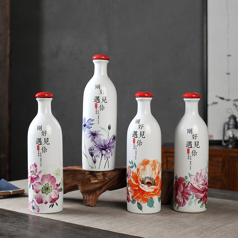 Qiao mu jingdezhen 1 catty empty wine bottle sealed ceramic jar liquor hip move and wine furnishing articles. A kilo