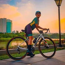 Matt Carbon fiber road bike Bike Hill climb road bike Mens and womens road racing Sports bike 22 speed