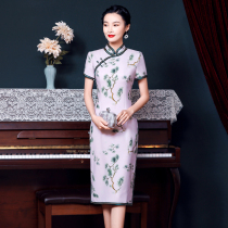 Flag robe 2022 new noble and high-end new Chinese little mother mother dress summer