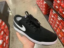 NIKE SB FOKUS men's classic sports casual skate shoes black and white low top 749477-002