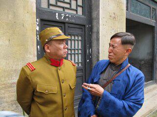 带着你的中分汉奸头去找你的太君去吧~ 其实留好了像郭富城那样也不错