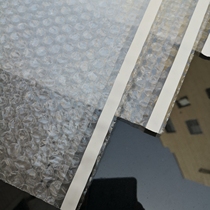 Self-adhesive sealing bubble bag 25*29 2 cm25 * 30 custom thick shockproof bubble film bag foam packaging