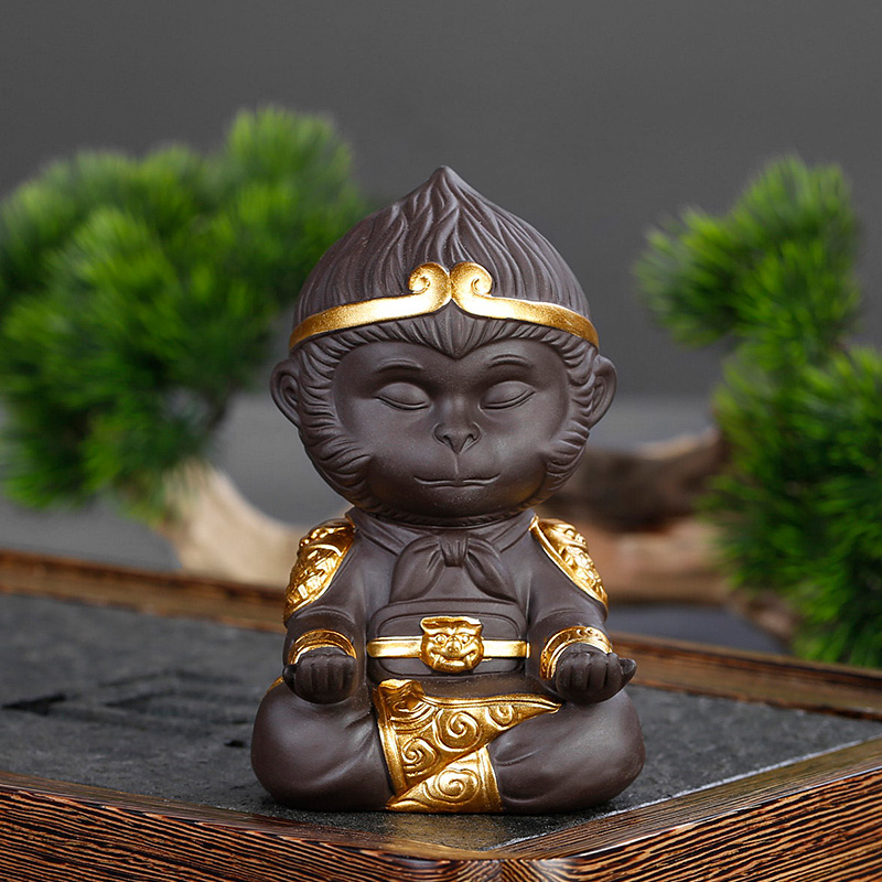 Kung fu tea set creative play purple sand tea tea pet furnishing articles on - board, small monkey monkey King wu empty interior decoration