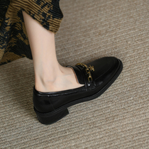 It is great to wear ~ new genuine leather retro chain one foot pedal Lefos shoes sloppy leather heels and single shoes