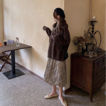 2021 early autumn new womens temperament goddess fan Net red tremble sound age two-piece set skirt autumn winter tide fashion